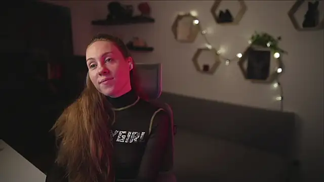 Snapshot of Berberis__Silene chatting on October 3, 2025, 6:38 pm Berberis Silene online show from October 3, 2025, 6:38 pm