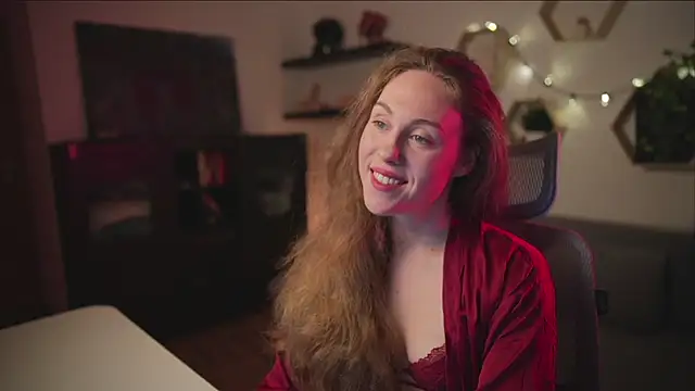 Snapshot of Berberis__Silene chatting on October 19, 2025, 6:30 pm Berberis Silene online show from October 19, 2025, 6:30 pm