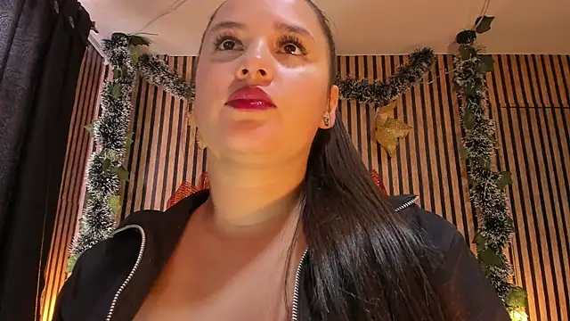 Victoria Ponce1 online show from December 14, 2024, 9:13 pm