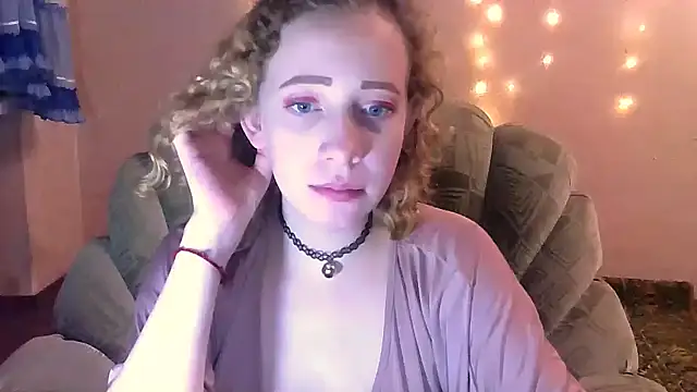 MelxMellie online show from February 3, 2025, 1:19 am