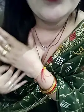 Mayuri77 online show from February 4, 2026, 5:24 am