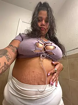 Snapshot of shyfr34k chatting on December 12, 2024, 2:48 am shyfr34k online show from December 12, 2024, 2:48 am