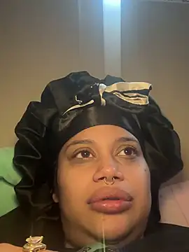 Snapshot of shyfr34k chatting on January 24, 2025, 3:24 pm shyfr34k online show from January 24, 2025, 3:24 pm