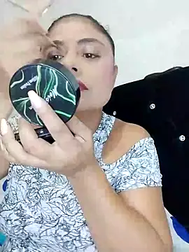 Snapshot of ElizabethWeil chatting on October 22, 2025, 2:39 pm ElizabethWeil online show from October 22, 2025, 2:39 pm