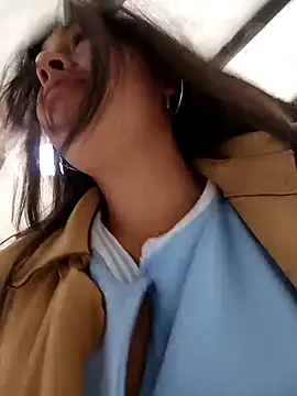 LIZ-06  online show from March 14, 2025, 10:05 pm