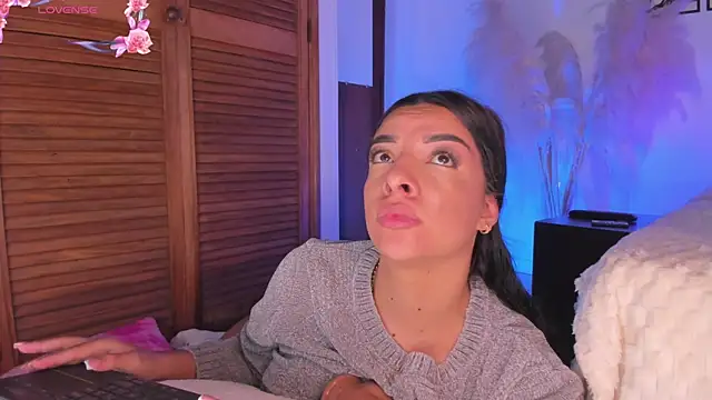 Snapshot of 777AylinZ chatting on September 29, 2025, 9:36 am 777AylinZ online show from September 29, 2025, 9:36 am