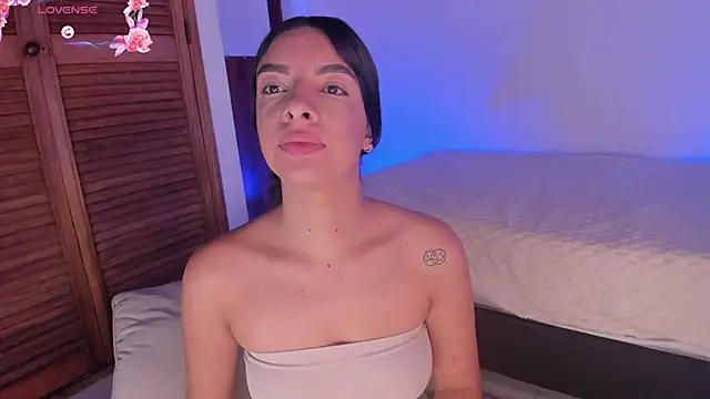 Snapshot of 777AylinZ chatting on October 18, 2025, 12:17 pm 777AylinZ online show from October 18, 2025, 12:17 pm