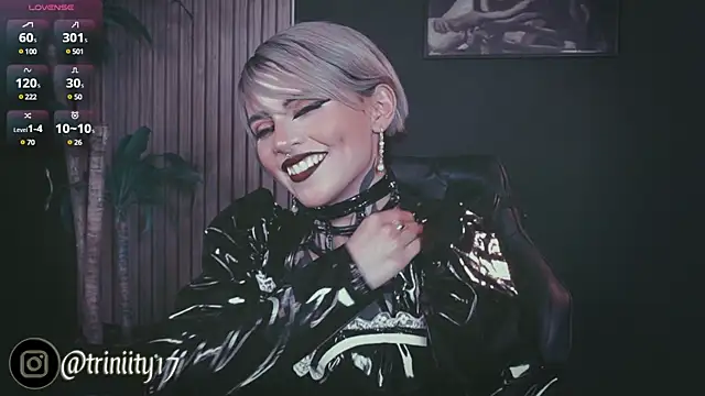 Snapshot of Trinity___s chatting on February 3, 2025, 4:57 am Trinity s online show from February 3, 2025, 4:57 am