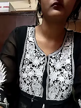 BabySlimmy10 online show from March 21, 2025, 11:01 pm