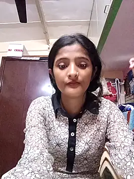 BabySlimmy10 online show from October 7, 2025, 7:55 pm