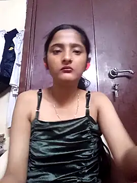 BabySlimmy10 online show from December 4, 2025, 6:38 pm