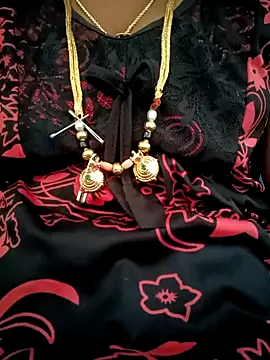 Snapshot of Cute-chinny chatting on January 27, 2025, 6:52 am Cute-chinny online show from January 27, 2025, 6:52 am