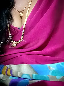 Snapshot of Cute-chinny chatting on February 2, 2025, 2:45 pm Cute-chinny online show from February 2, 2025, 2:45 pm