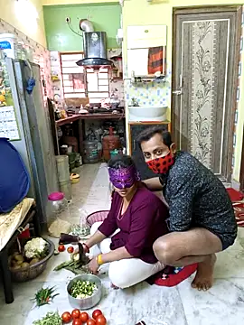 Snapshot of Cute-manisha chatting on February 14, 2025, 6:23 am Cute-manisha online show from February 14, 2025, 6:23 am