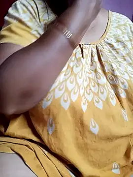 Hotty-rumi online show from October 30, 2025, 4:41 pm