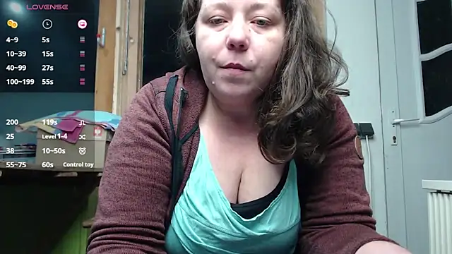 Snapshot of KasiaPrivat chatting on December 31, 2024, 6:57 pm KasiaPrivat online show from December 31, 2024, 6:57 pm