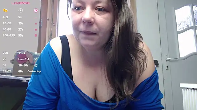 Snapshot of KasiaPrivat chatting on January 6, 2025, 10:13 am KasiaPrivat online show from January 6, 2025, 10:13 am