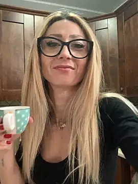 harleyejoker1 online show from December 20, 2024, 7:22 am