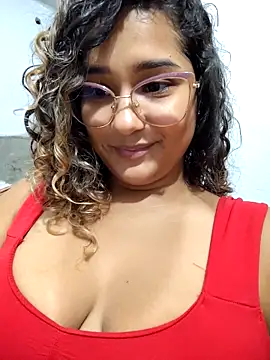 BrendaGirs online show from April 15, 2026, 7:43 pm