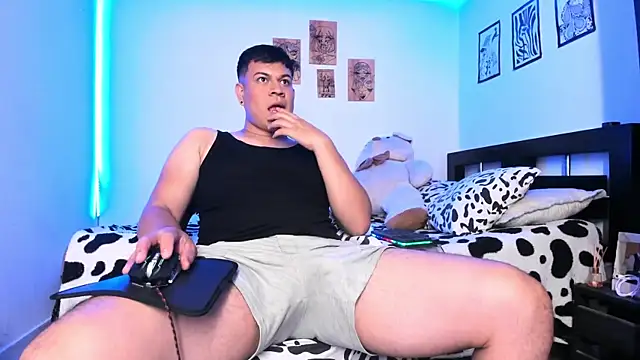 Nicolaskoling online show from December 14, 2024, 2:01 am