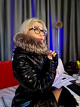 Milforja online show from February 21, 2026, 5:14 pm