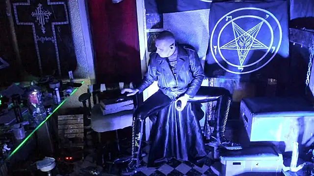 Snapshot of BULGEDEMON chatting on March 4, 2026, 8:26 pm BULGEDEMON online show from March 4, 2026, 8:26 pm