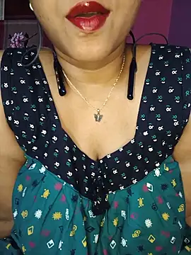 Sexy Mona Bhabhi online show from June 17, 2026, 6:53 pm