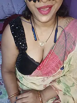Sexy Mona Bhabhi online show from July 14, 2026, 6:24 pm