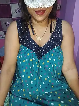 Sexy Mona Bhabhi online show from August 3, 2026, 7:17 pm