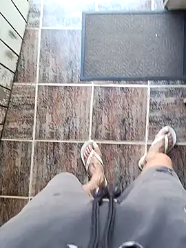 paubabando  online show from January 13, 2025, 5:33 pm