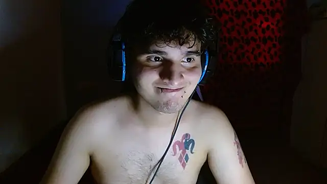 Snapshot of Charley_quin chatting on July 11, 2026, 10:22 pm Charley quin online show from July 11, 2026, 10:22 pm