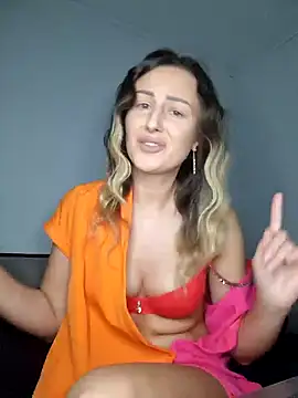 Snapshot of AudreyJoy chatting on December 9, 2024, 10:52 pm AudreyJoy online show from December 9, 2024, 10:52 pm