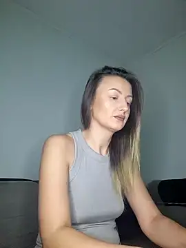 Snapshot of AudreyJoy chatting on January 25, 2025, 11:43 pm AudreyJoy online show from January 25, 2025, 11:43 pm