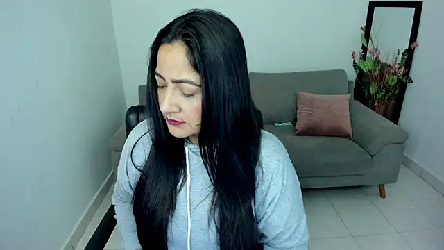 Adele Sweett online show from December 14, 2025, 12:21 pm