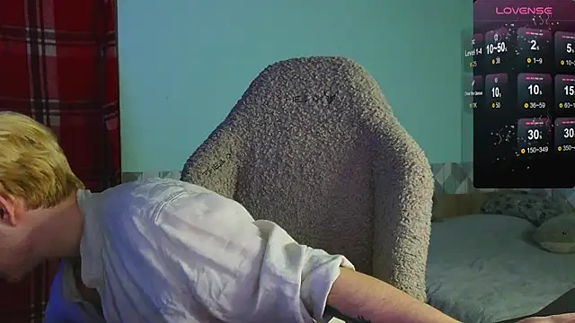 esajukyy online show from December 20, 2024, 2:05 pm