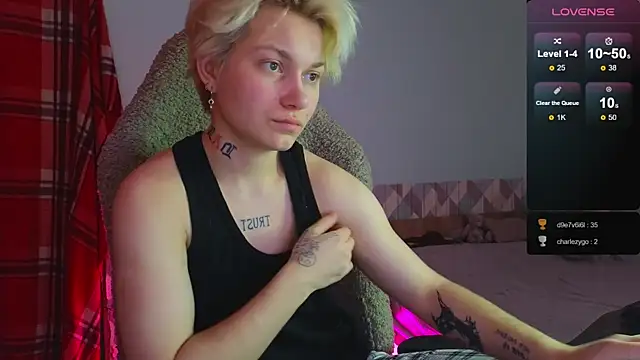 esajukyy online show from February 3, 2025, 1:08 pm