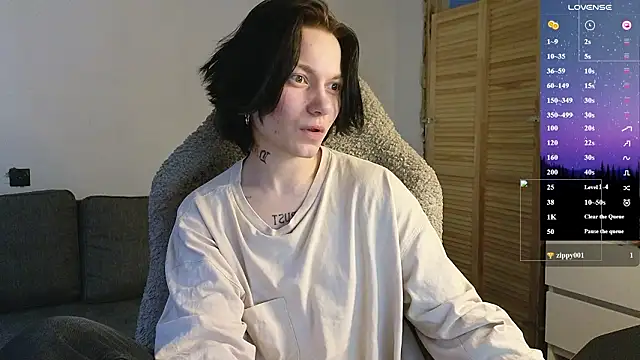 esajukyy online show from March 6, 2026, 11:17 am