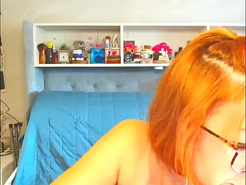 Natali3855 online show from September 11, 2025, 4:23 am