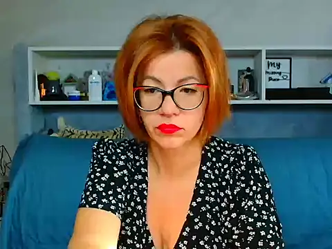 Natali3855 online show from September 17, 2025, 4:36 am