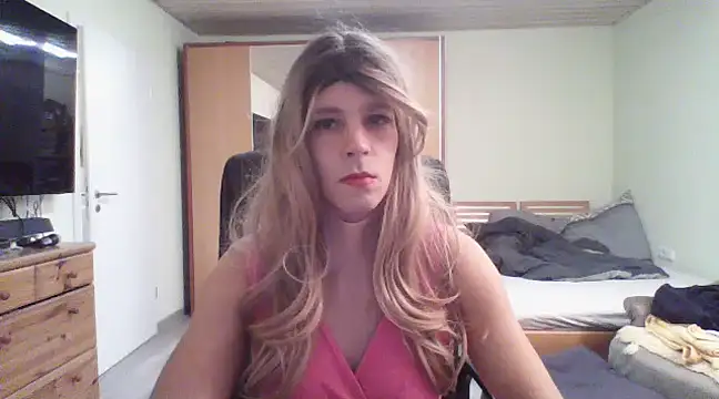 Snapshot of Kinky-Kristina chatting on December 12, 2024, 7:15 pm Kinky-Kristina online show from December 12, 2024, 7:15 pm