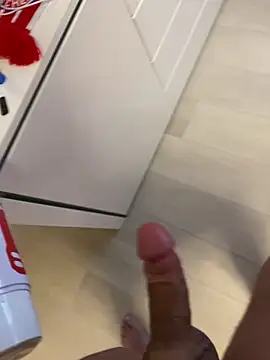 knudelboy2 online show from September 9, 2025, 4:17 pm