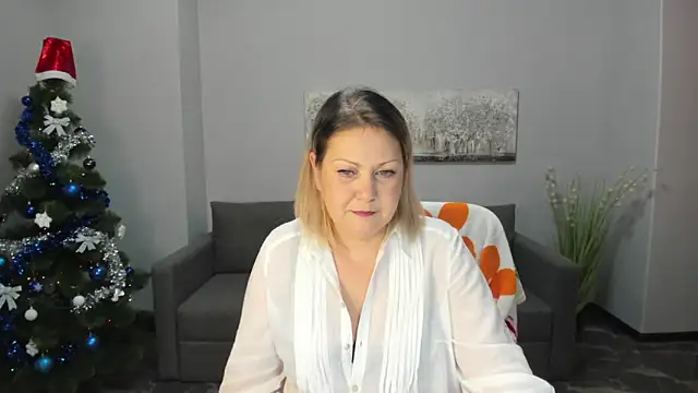 Milana Blake online show from December 20, 2024, 9:43 am