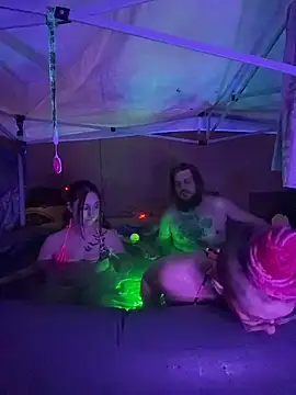 Stonermama666420 online show from February 16, 2026, 2:51 am