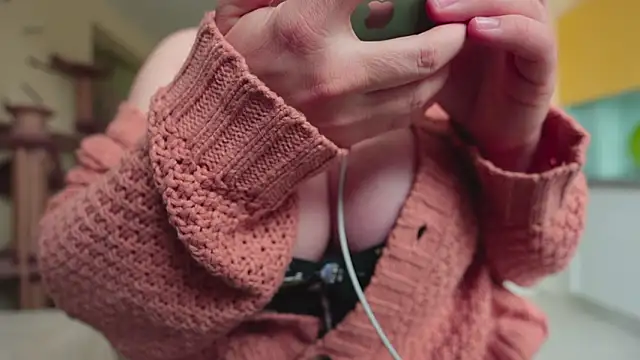 Snapshot of MissFreyaX chatting on February 20, 2026, 8:16 am MissFreyaX online show from February 20, 2026, 8:16 am