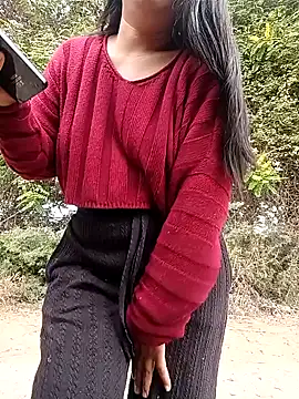 Snapshot of Danna-linyi chatting on June 28, 2026, 1:39 pm Danna-linyi online show from June 28, 2026, 1:39 pm