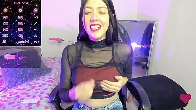 Snapshot of Aurora_Hotson chatting on January 17, 2025, 1:04 am Aurora Hotson online show from January 17, 2025, 1:04 am