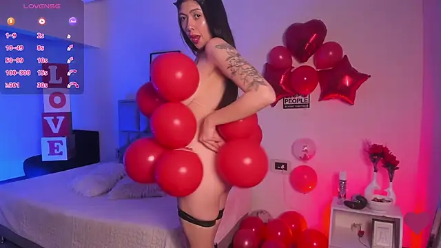 Snapshot of Aurora_Hotson chatting on February 15, 2025, 12:04 am Aurora Hotson online show from February 15, 2025, 12:04 am