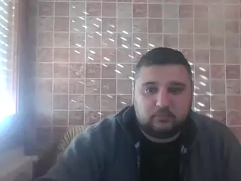  revianzip1 online show from February 27, 2025, 8:39 am