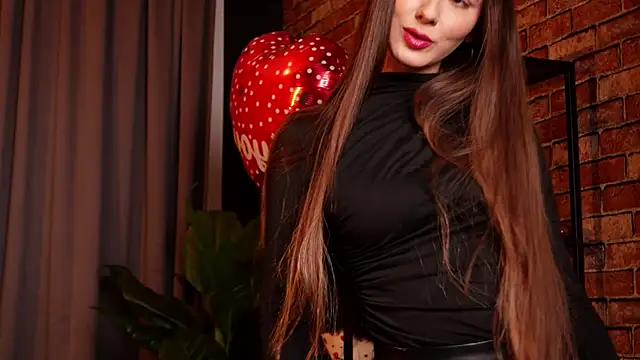 MuseSolis online show from February 15, 2025, 11:03 pm