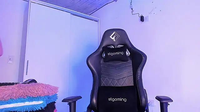 Dulce smith 1 online show from March 3, 2026, 12:39 am